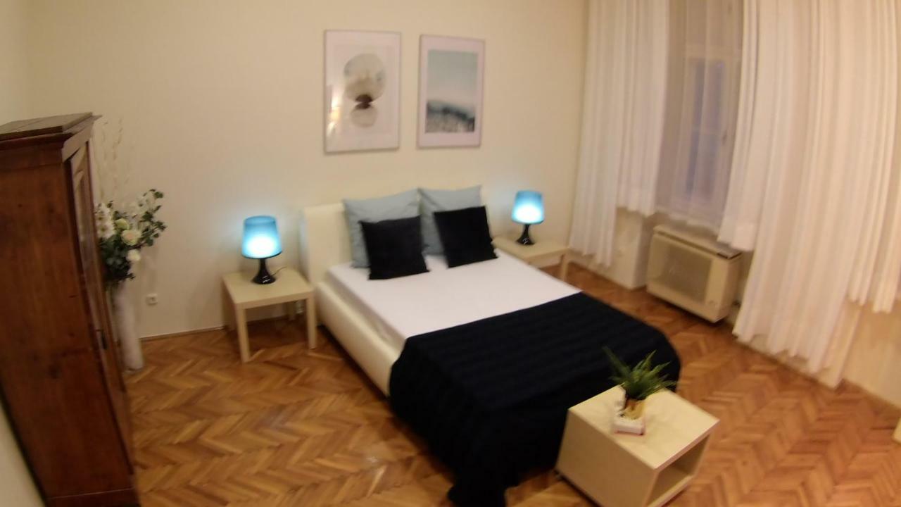 Opera Dream Apartment Budapest Bagian luar foto